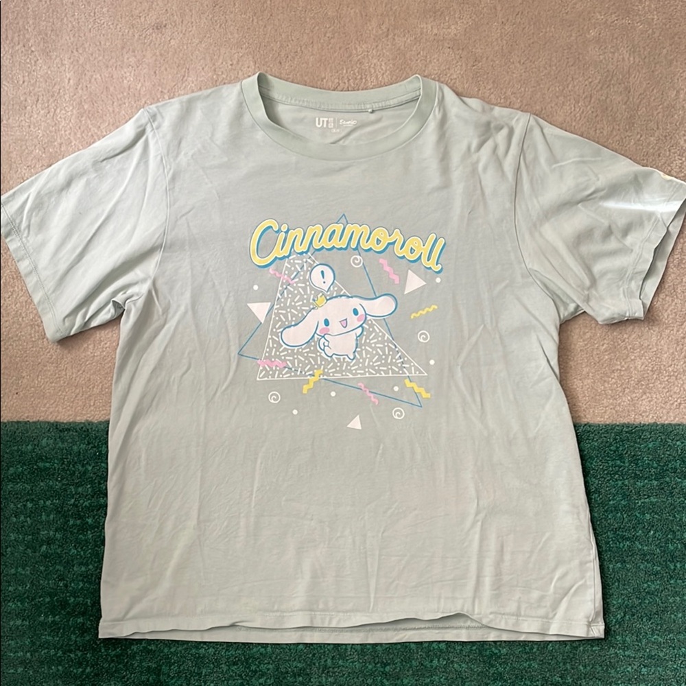 Sanrio X Uniqlo Characters UT Cinnamoroll (Short-Sleeve Graphic T-Shirt)